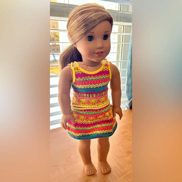 American girl doll Lea Clark 2016 girl of the year with meet dress & beach towel